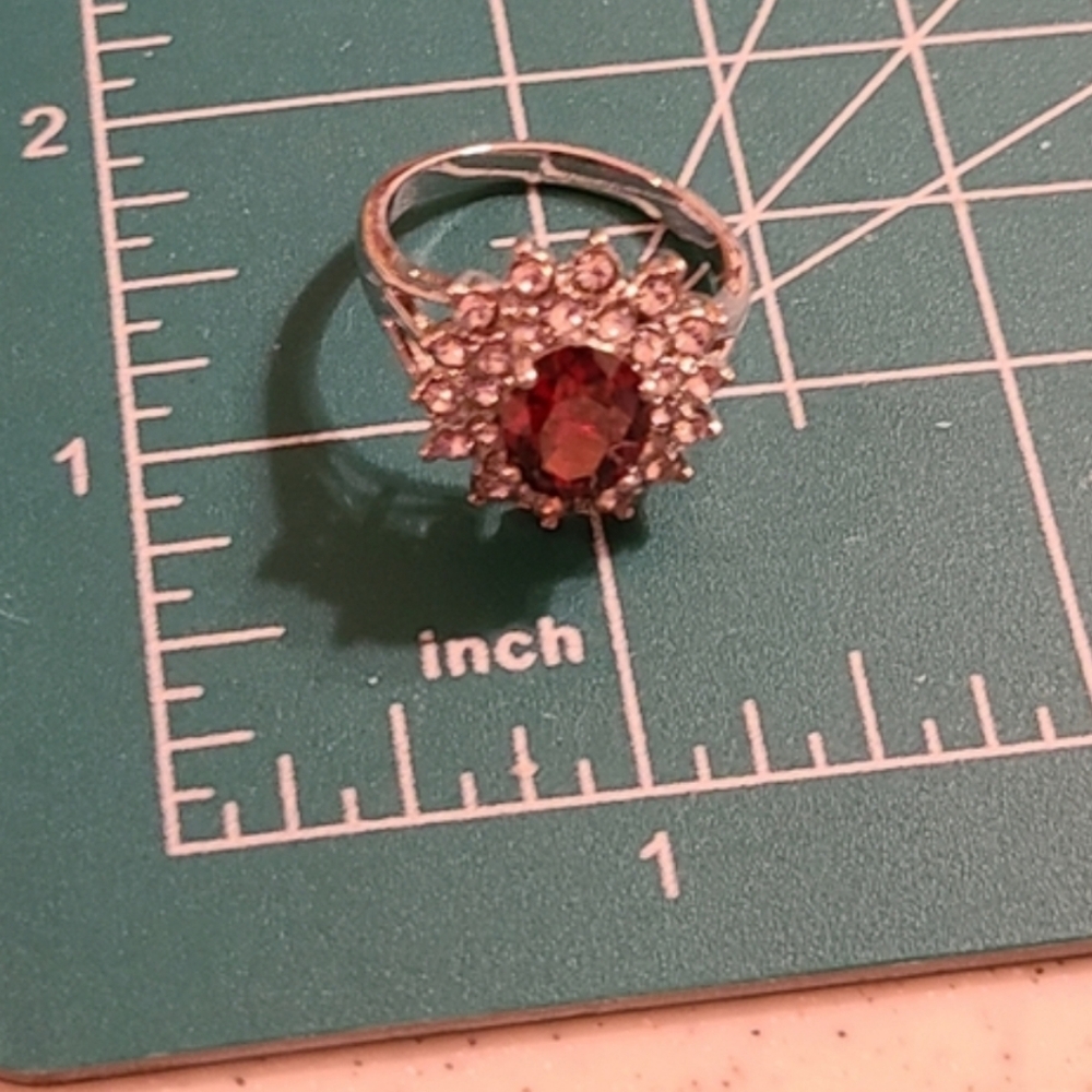 Elegant Silver and Red Gemstone Ring Size 10 - Picture 4 of 15